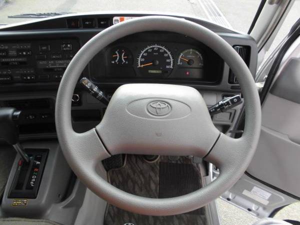 2015 Toyota Coaster SKG-XZB50 - Image 5