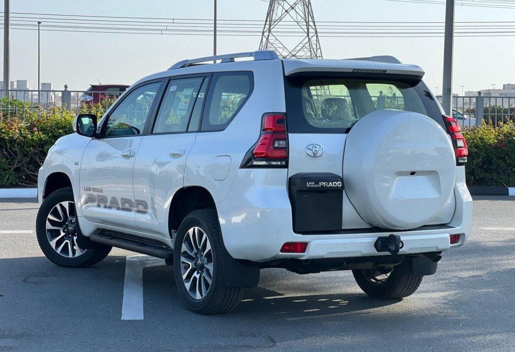 2023 Toyota Prado VX 4.0L V6 - Image 2