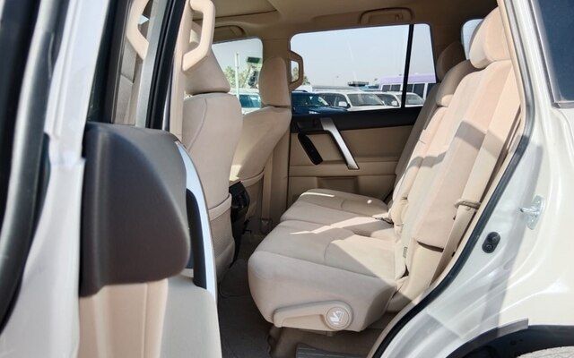 2019 TOYOTA LAND CRUISER PRADO - Image 10