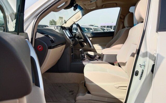 2019 TOYOTA LAND CRUISER PRADO - Image 11