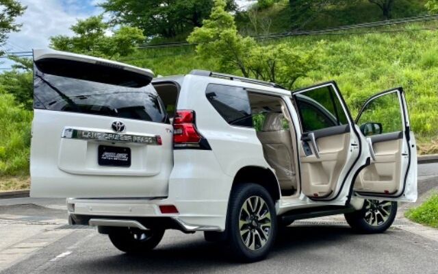 2022 TOYOTA LAND CRUISER PRADO 2.7 TXL79 - Image 6