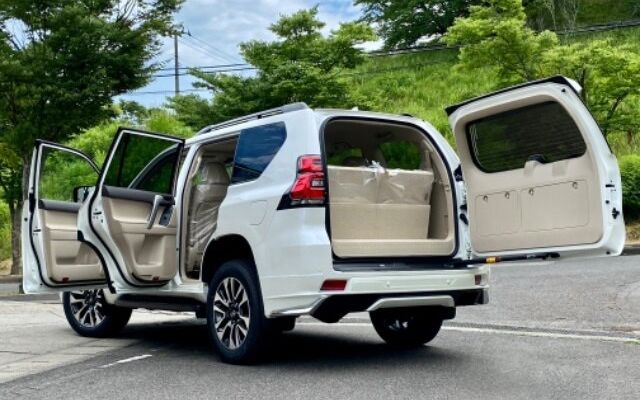 2022 TOYOTA LAND CRUISER PRADO 2.7 TXL79 - Image 10