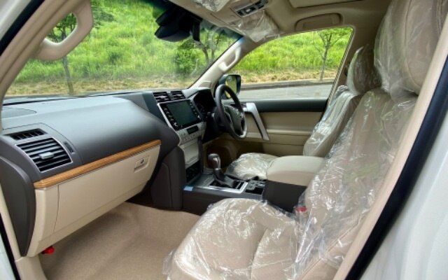 2022 TOYOTA LAND CRUISER PRADO 2.7 TXL79 - Image 4