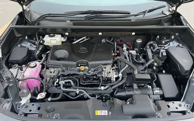 2021 TOYOTA RAV4 - Image 3