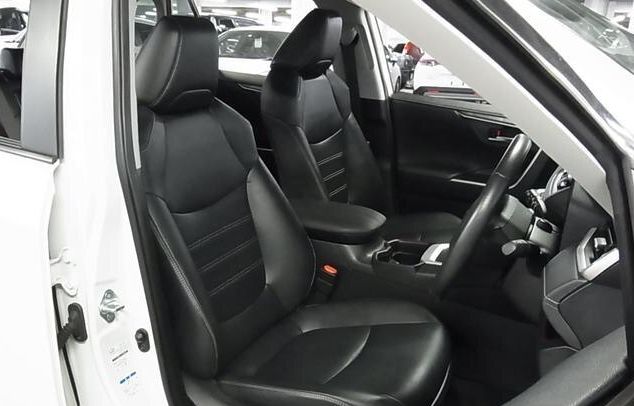 2019 TOYOTA RAV4 4XD - Image 3