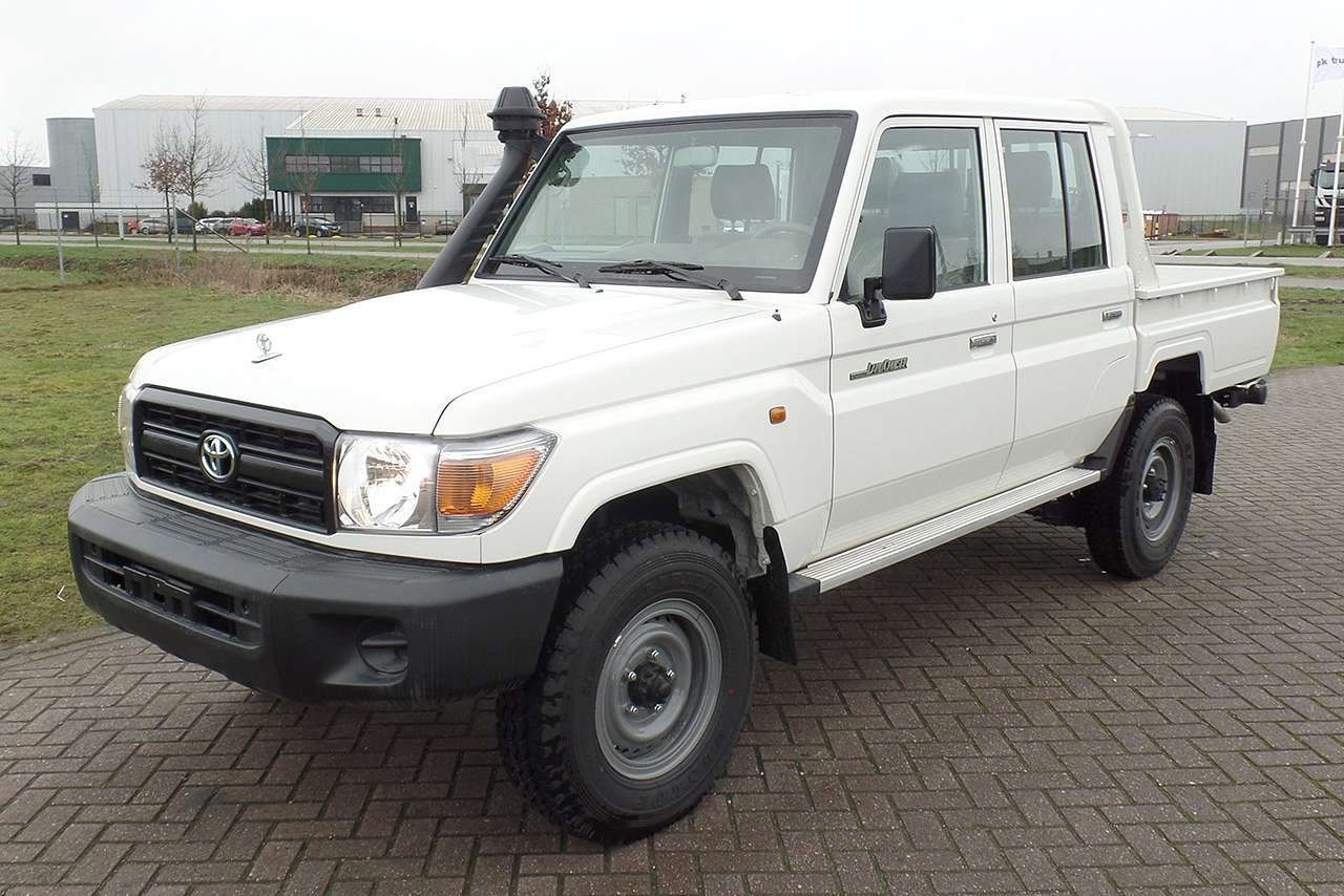 Toyota Land Cruiser HZJ79L DC 4×4 2019