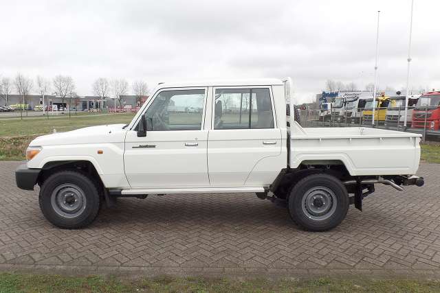 Toyota Land Cruiser HZJ79L DC 4×4 2019 - Image 3